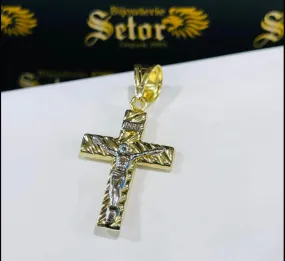 Cross pendant