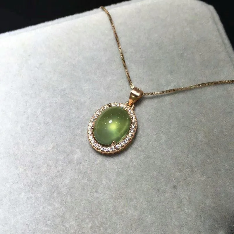 Exquisite Prehnite Pendant Necklace