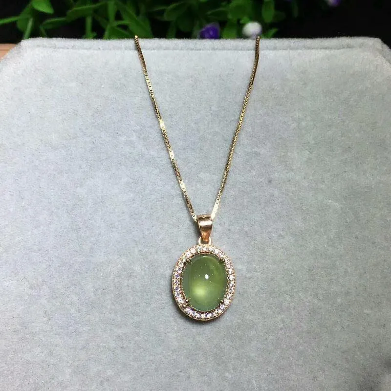 Exquisite Prehnite Pendant Necklace