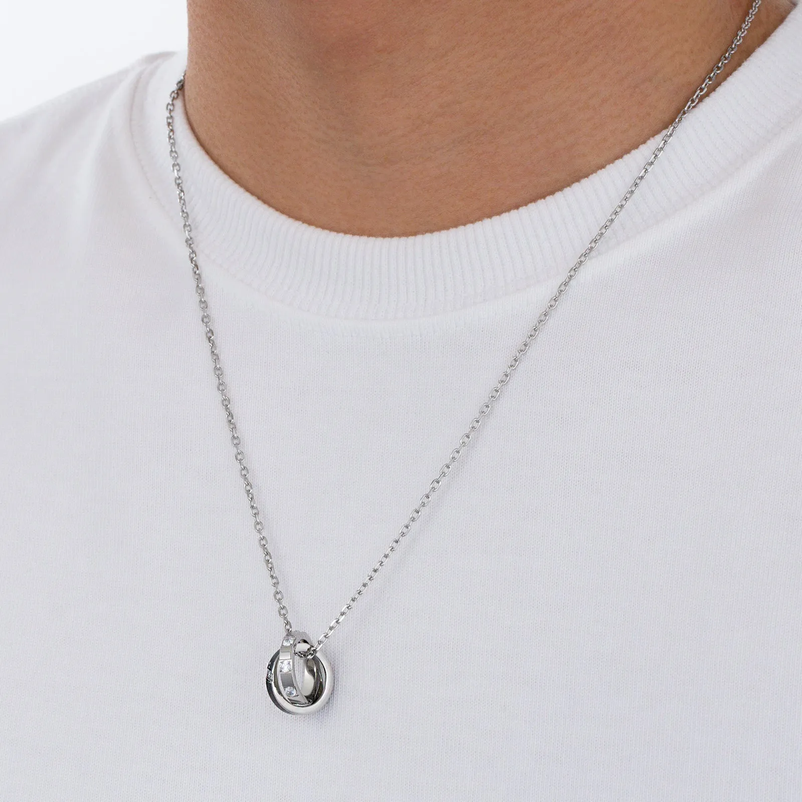 Interlocking Circles Pendant Necklace KRKC