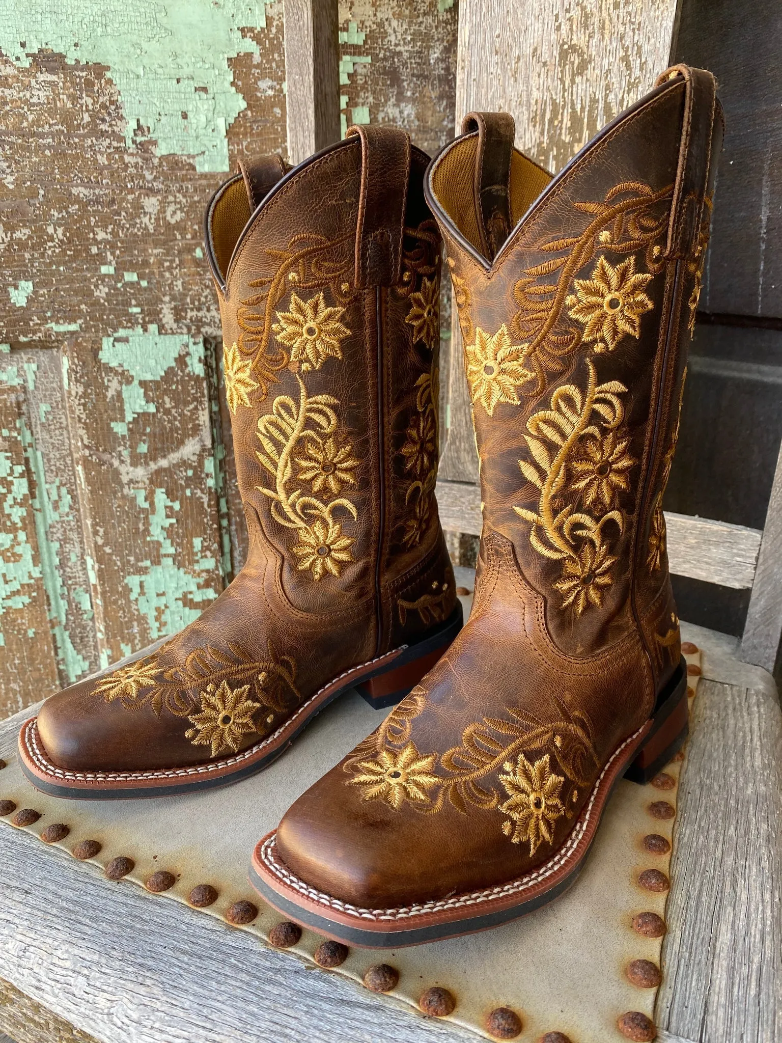 Laredo Women's Brown Secret Garden Square Toe Boot