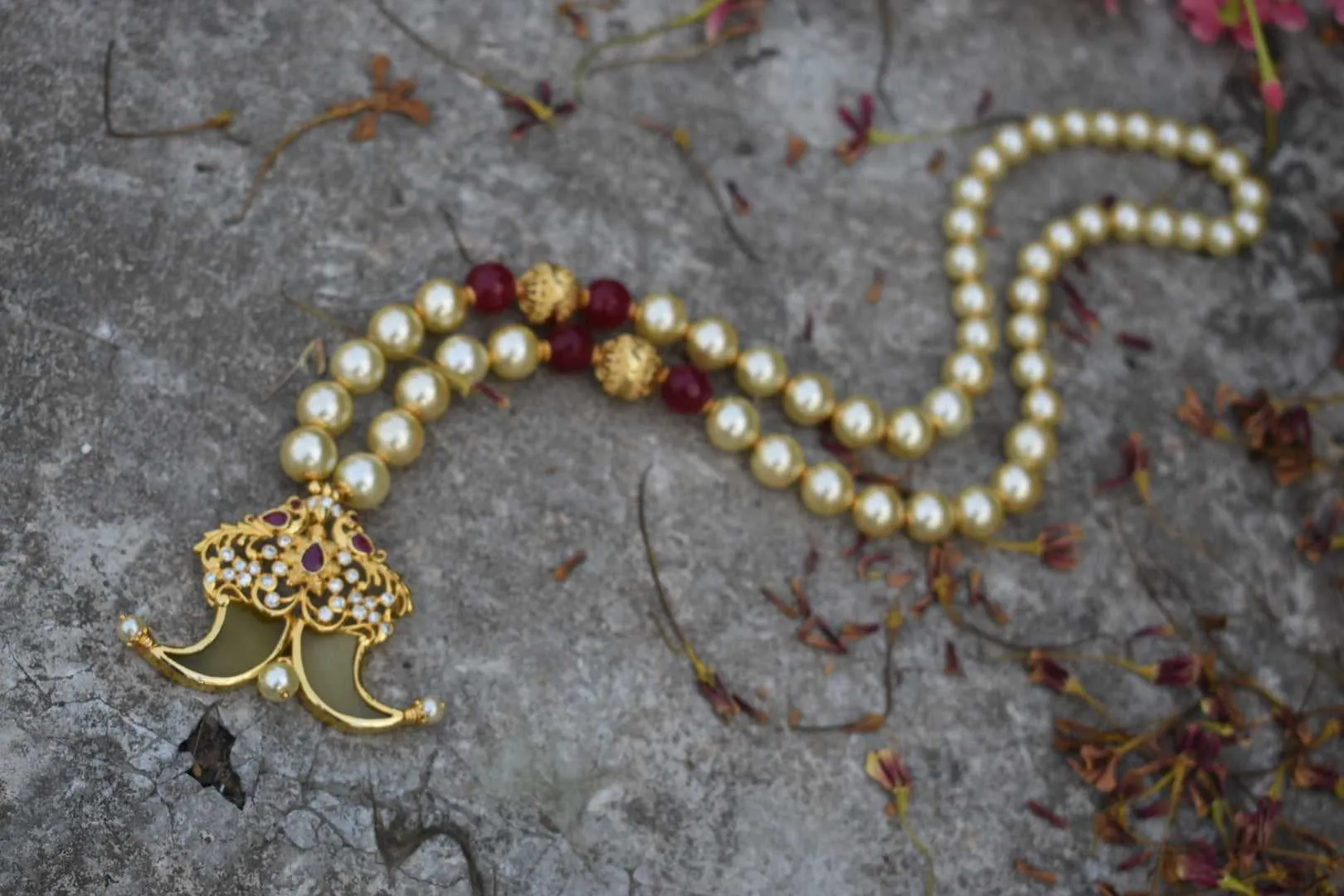 One gram gold puligoru pendant Mala for groom