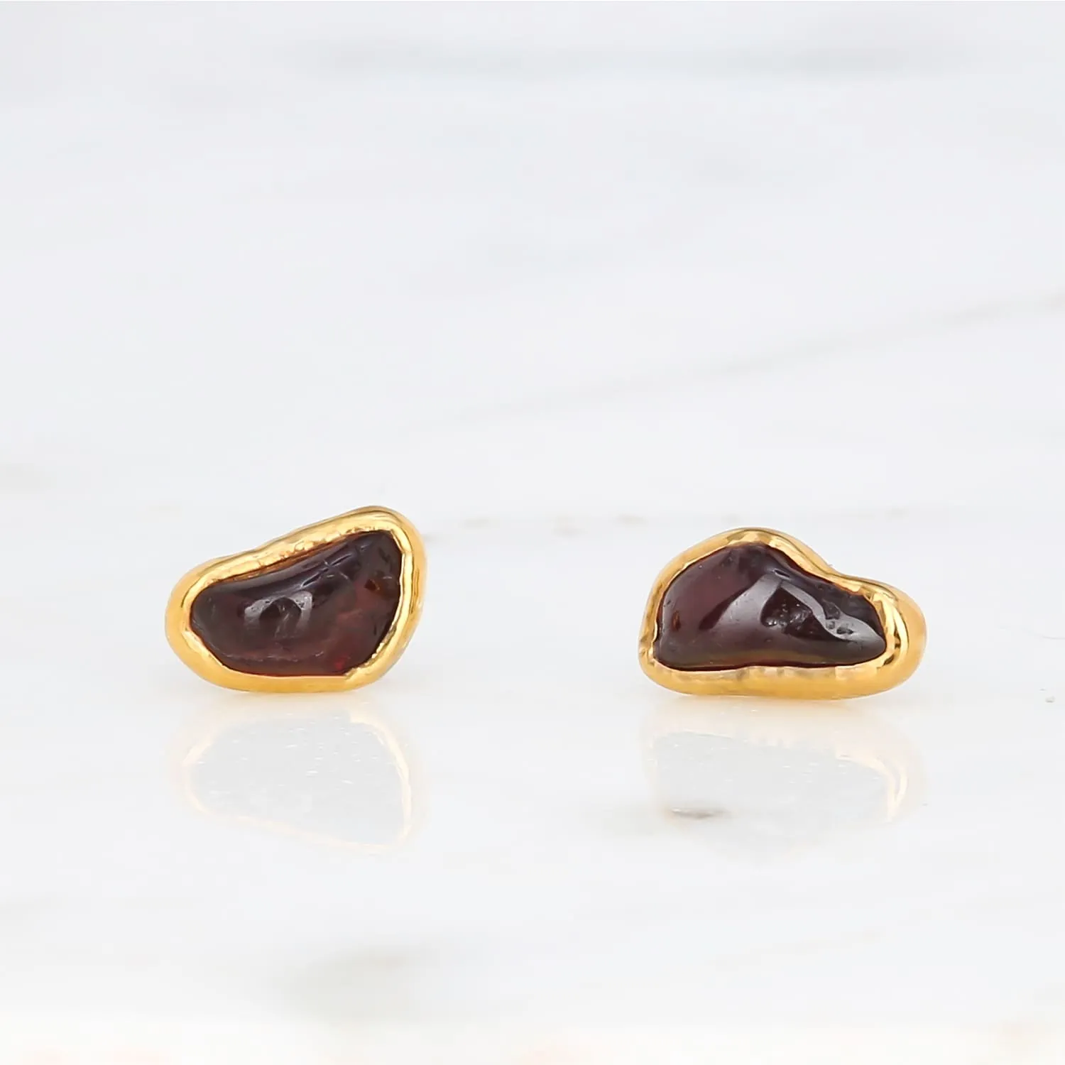 Raw Garnet Stud Earrings in Yellow Gold