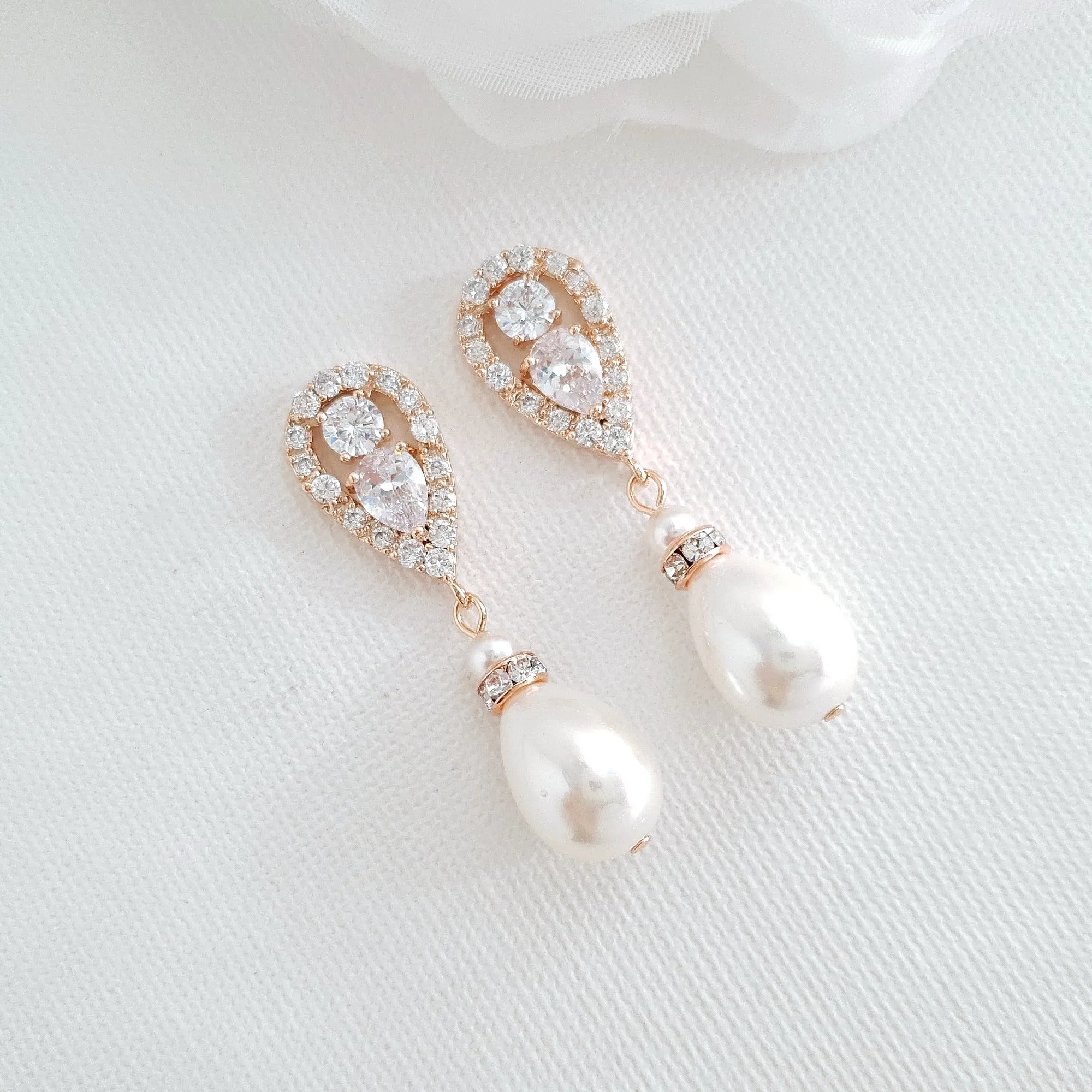 Silver Pearl Drop Earrings-Cera