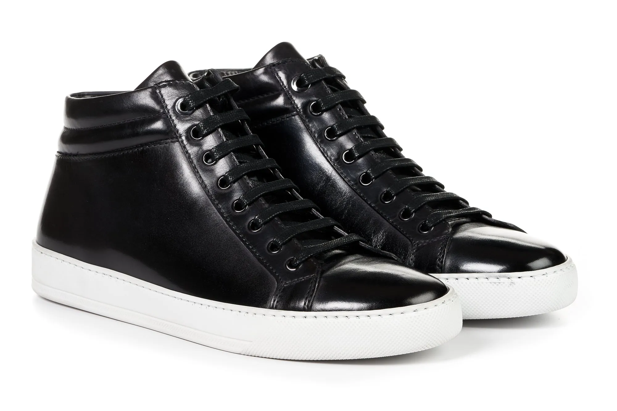 The Carter Mid-Top Sneaker - Nero - White Sole